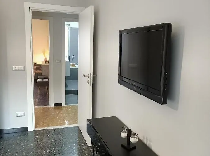 Casa Di Noemi - Seafront With Parking *