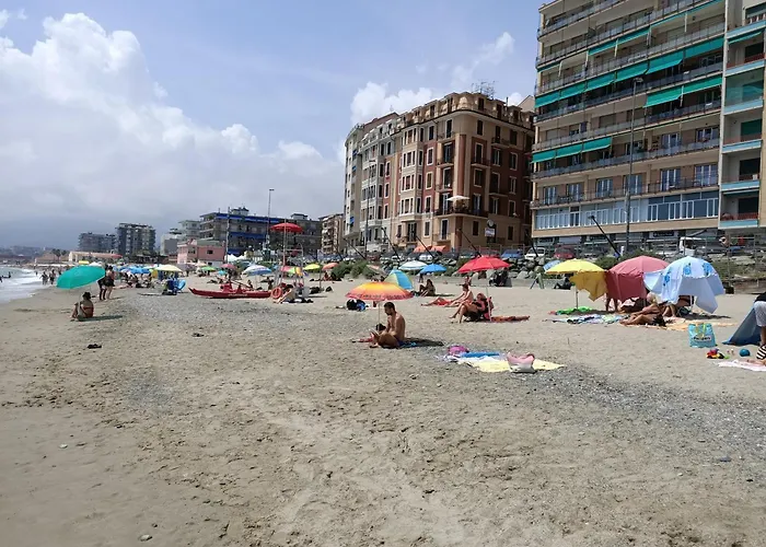 Casa Di Noemi - Seafront With Parking * Savona