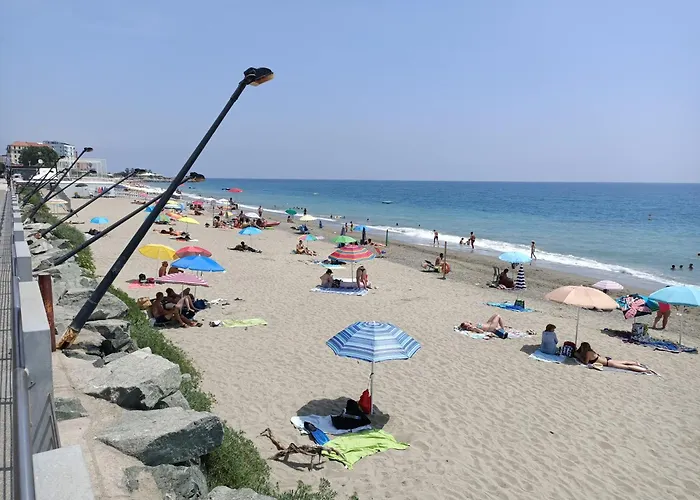 Casa Di Noemi - Seafront With Parking