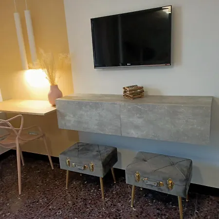 Apartment Casa Di Noemi - Seafront With Parking