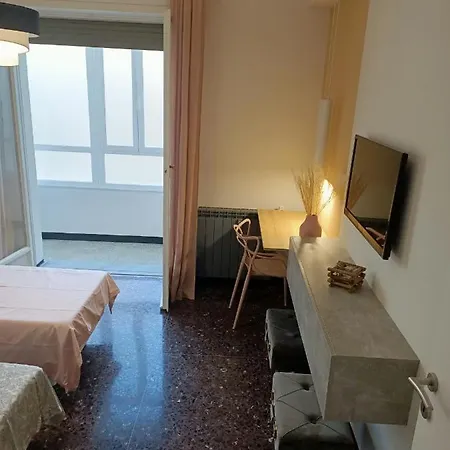 Apartment Casa Di Noemi - Seafront With Parking