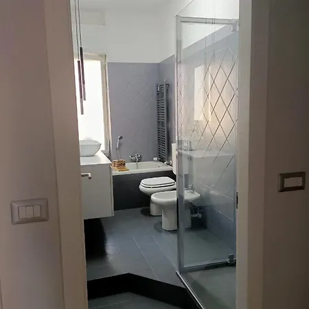 Casa Di Noemi - Seafront With Parking Apartment